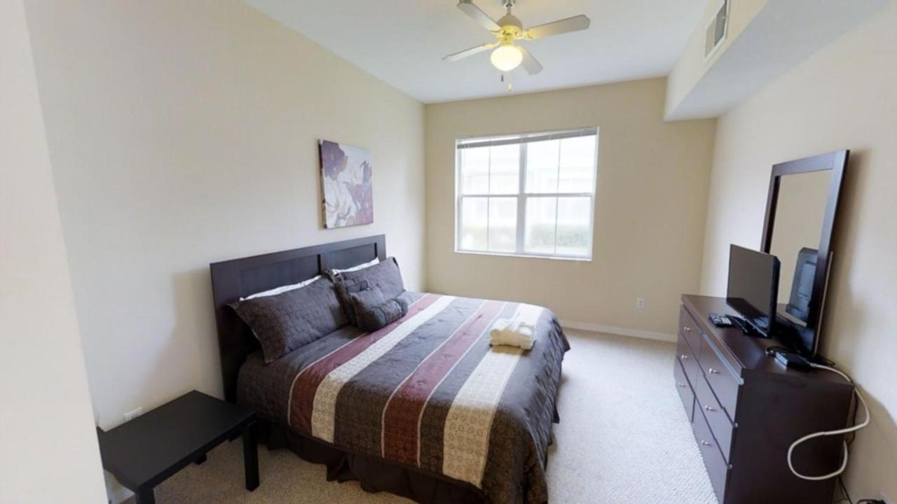 Venetian Bay Villages 4004 #107 Apartamento *